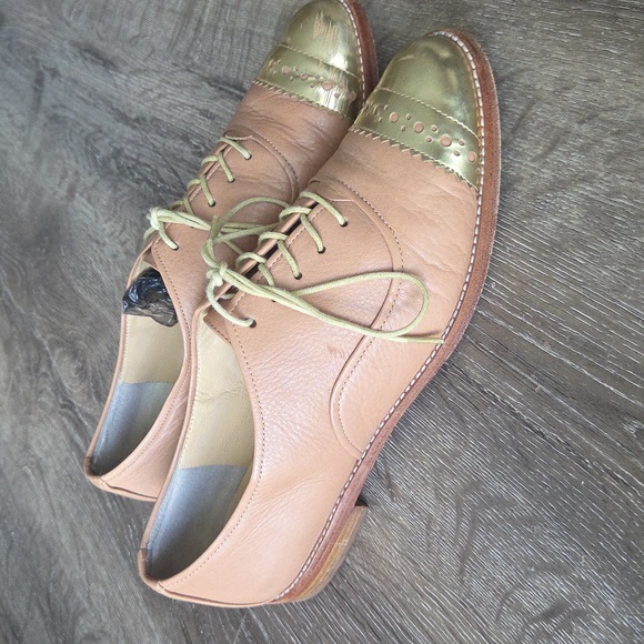 Kate Spade Poppin Oxford Loafers Tan and Gold Flats Size 10 - Picture 6 of 10